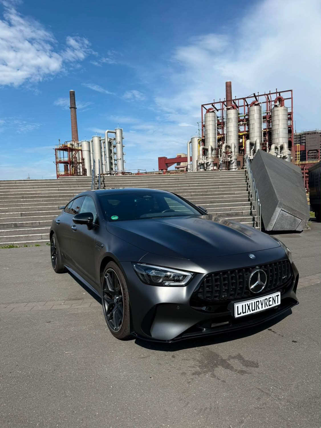 Mercedes-AMG GT 63 S 4-Türer Coupé 2025 — AMG Magno Black — Innenraum 1