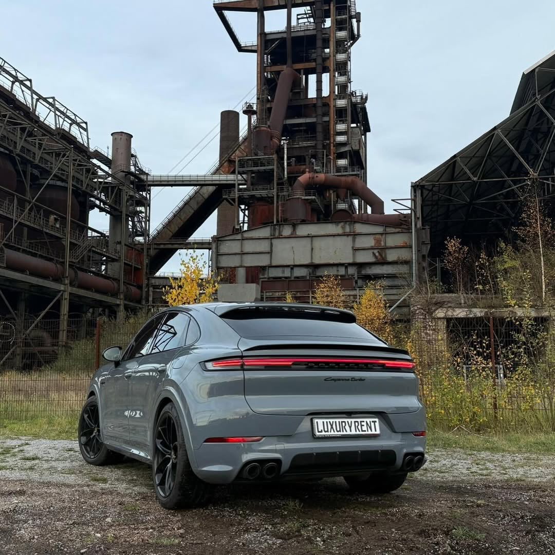 Porsche Cayenne Turbo Coupé — Vollausstattung — Heckansicht