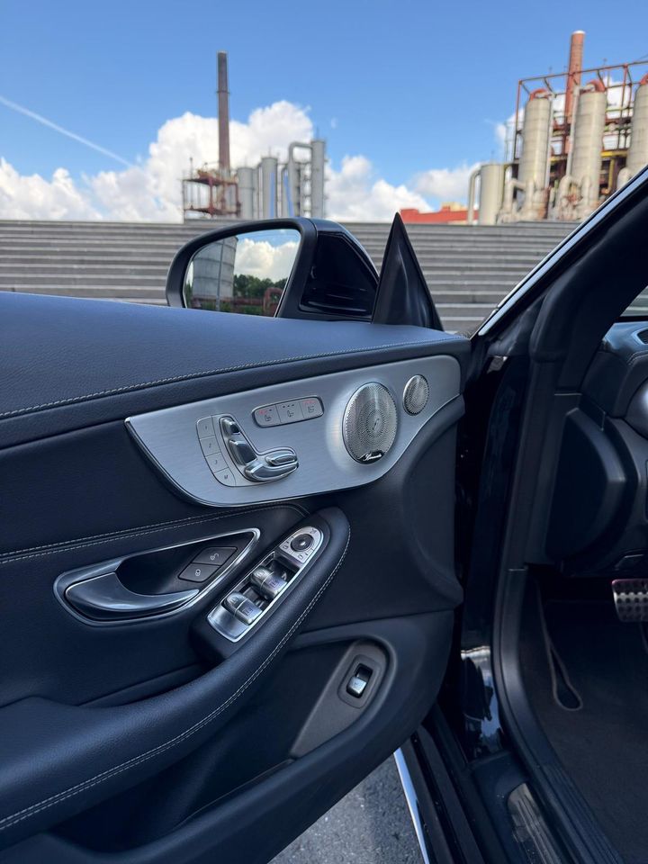 Mercedes-AMG C43 Final Black Edition — Cabrio — Innenraum 2