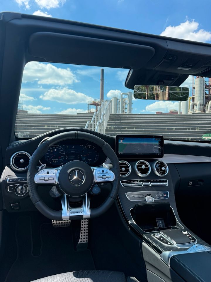 Mercedes-AMG C43 Final Black Edition — Cabrio — Innenraum 3