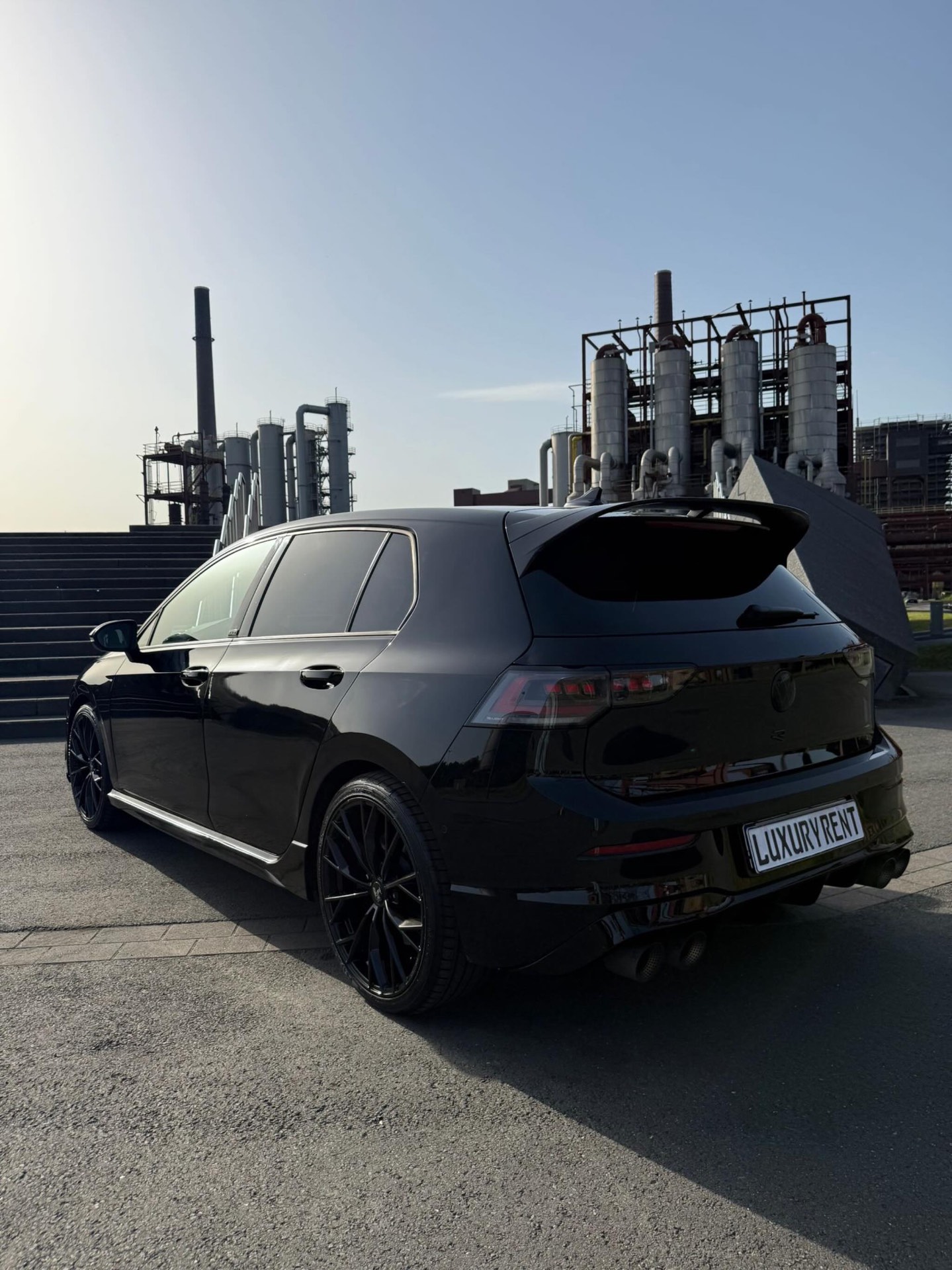 VW Golf 8.5 R Black Edition — Akrapovič — Heckansicht